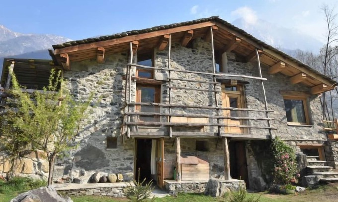 Piuro House | Vacation home Alpine Suite in Bergell (Italien) - 3 persons, 1 bedrooms