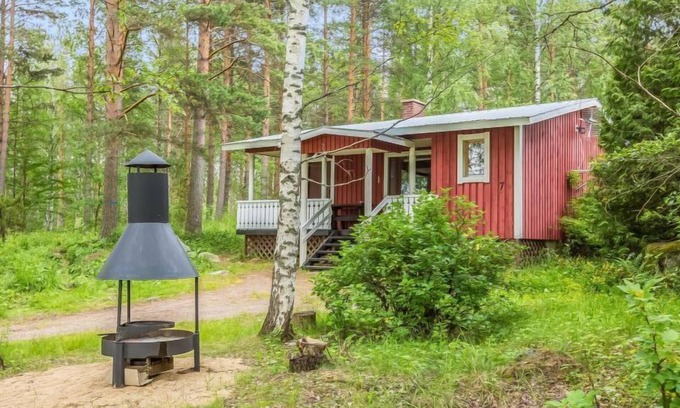 Hiukkajoki House | Idyllic Vacation Home Ahven: Spa, Lake View & Breakfast