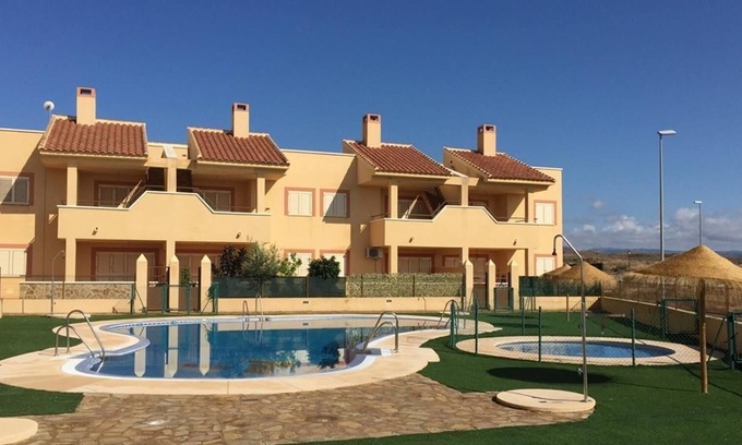 La Alfoquia House | Vacation Home "Amanda" with Mountain View, Pool, Terrace & Wi-Fi