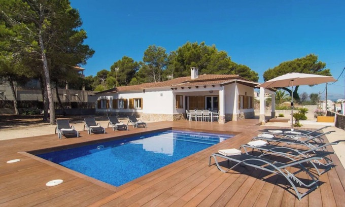 Can Picafort House | Experience "Anglesos": Private Pool, Terraces & Wi-Fi