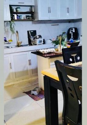 Trece Martires House | Vacation Home by Rowena Sacarez