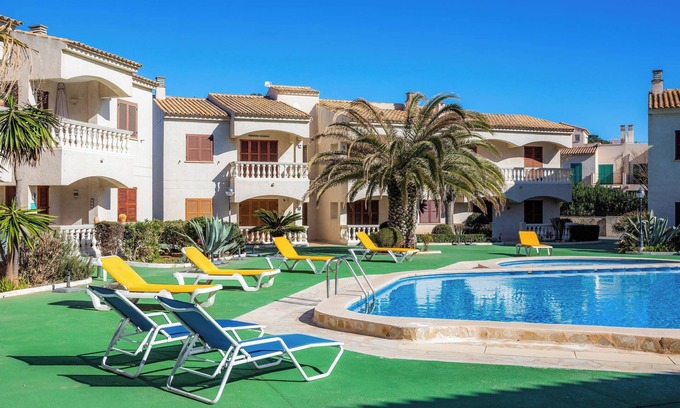 Es Pelats House | Unforgettable Stay at Can Nogueras with Pool & Ocean Views