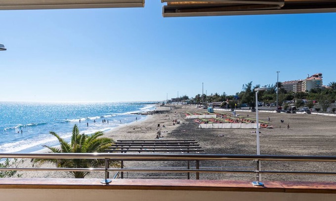 San Agustin House | Beachfront Chalet en la playa San Agustin with Ocean View