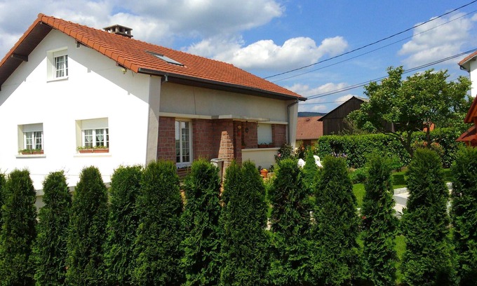 Anould House | Cozy 4-Star Vacation Home with Pool & Family Amenities