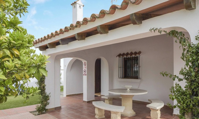 Zahora House | Relaxing Casa Miguelin 3: Pool, Wi-Fi & Ocean Views