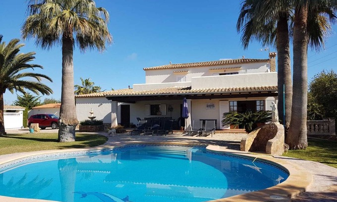 Portocolom House | Inviting Finca with Pool and Ocean View for Perfect Getaways