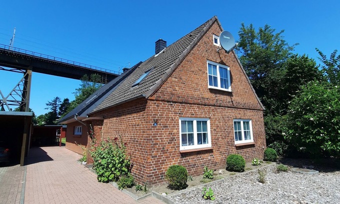Rendsburg House | Spacious Vacation Home for 10 Guests in Rendsburg