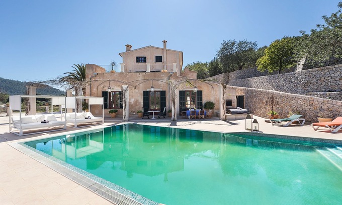 Calvia House | Spacious Vacation Home for 12 Guests in Calvia