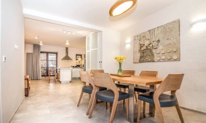 Bale House | Charming Vacation Home for 8 in Historic Bale Old Town