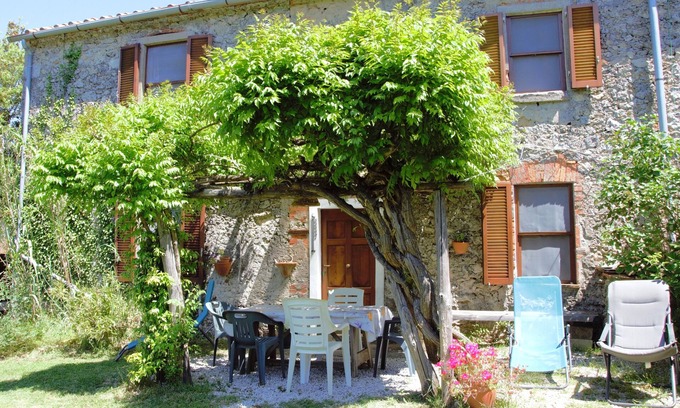 Montieri House | Vacation home in the heart of Tuscany Podere Pozzuolo, Casa Gelsomino