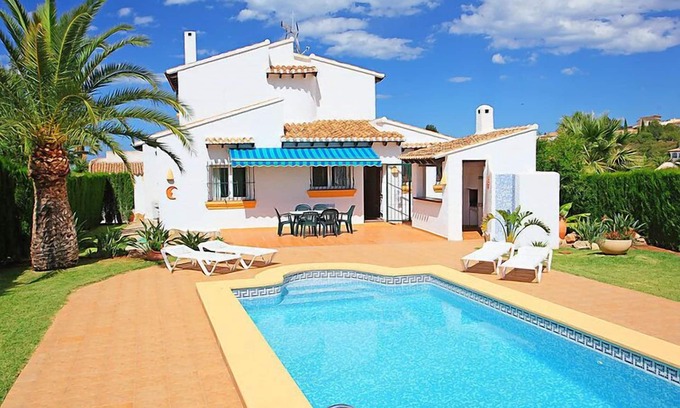 Monte Pego House | Relaxing Vacation Home Inma with Oceanfront Pool & Spa