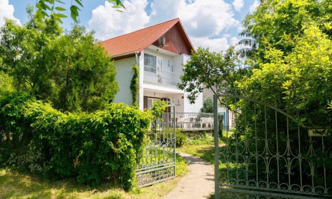 Belatelep House | Relaxation Awaits at Iris by Interhome with Spa & Lake View