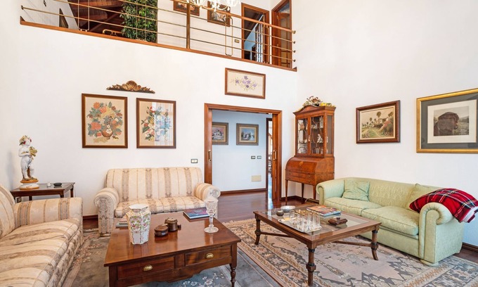 La Vera House | Exceptional La Victoria: Ocean View, Private Terrace & Wi-Fi