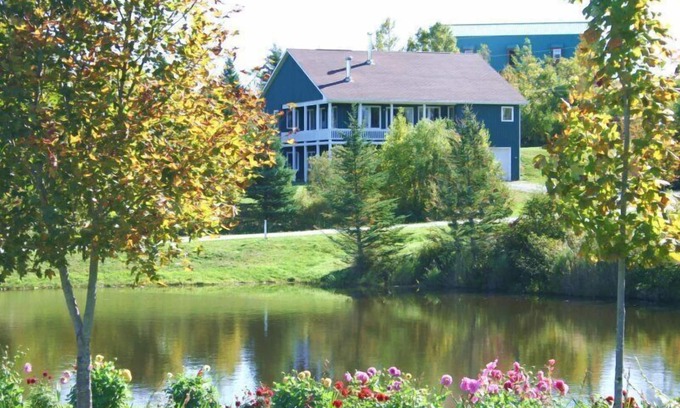 New Horton House | Scenic Vacation Home on New Horton Lake with Ocean Views