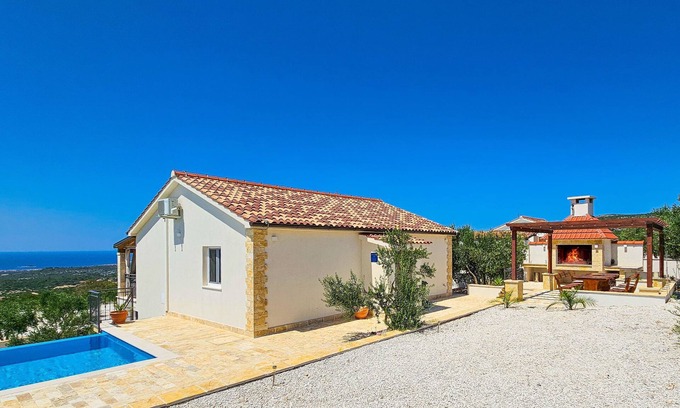 Jarebinjak House | Vacation home Lynn by Interhome