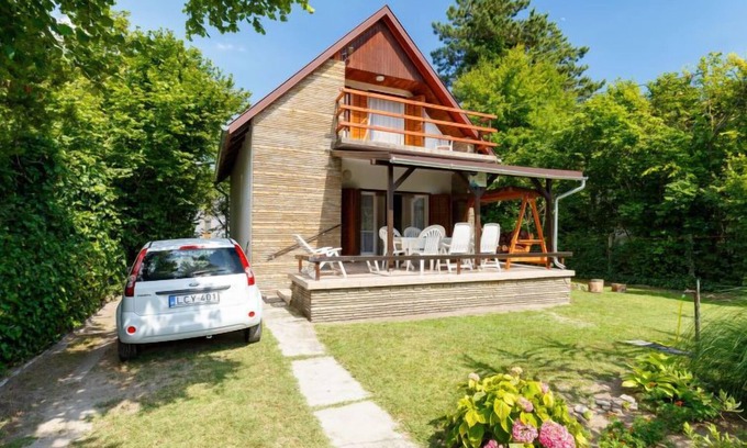 Balatonfenyves House | Experience Oceanfront Bliss at Merlin by Interhome