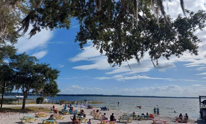 Belleview Cottage | Family-Friendly Retreat Near The Villages & Ocala