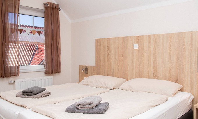 Tannenhausen Apartment | Vacation home no. 31a, 2x shower, WC, 2 bedrooms - Rothkegel, vacation home