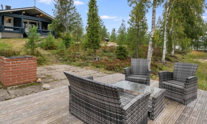 Puumala House | Scenic Getaway at Norppa with Lake View and Spa Amenities