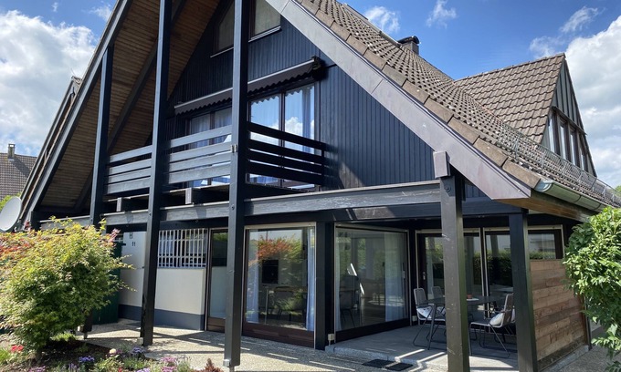 Owingen House | Ideal Vacation Home on Lake Constance with Scenic Views