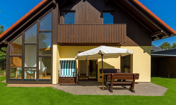Neueiche House | Vacation home on the Berlin city limits next to Kaufpark Eiche