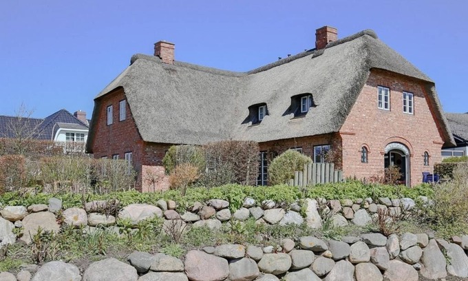 West Husum House | Cozy Reethus Ulla Vacation Home with Ocean View & Spa