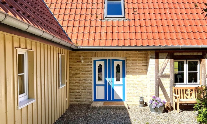 Stenderup House | Unforgettable Stay at Romantischer Winkel with Ocean Views