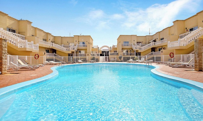 Caleta de Fuste House | Experience Sol y Mar Caleta de Fuste with Pool & Ocean View