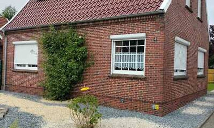 Norden House | Cozy Cottage Sea Hare: Family-Friendly with Breakfast Included