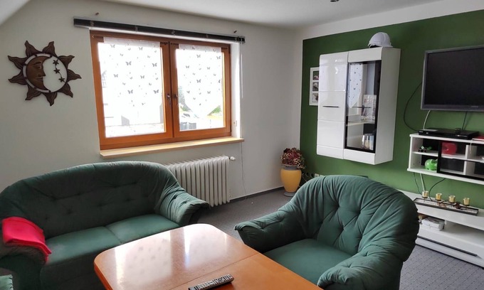 Cambs House | Beachfront Retreat Seeidylle - Family & Pet Friendly Stay