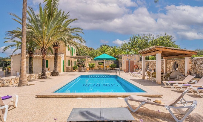 Sencelles House | Relaxing "Son Real" Retreat with Pool, Garden & Wi-Fi