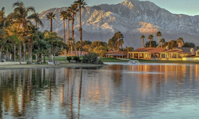 Desert Hot Springs House | Ideal Stay at Mission Lake Golf Club with Pool & Pet-Friendly