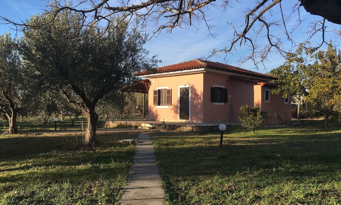 Kalivia Poliyirou House | Cozy Vacation House Just 5 Minutes from the Beach