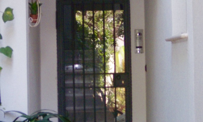 Taranto Apartment | Tranquil Retreat: Vacation House Bed&Milk Near San Vito