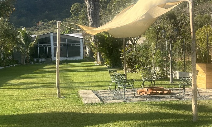 Amatitlan Ski Chalet | Private Lake House Retreat: Rated 10/10 for Family Fun
