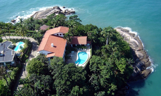 Tenorio House | Discover Paradise: Pet-Friendly Home with Ocean Views