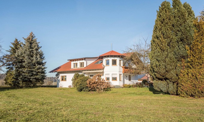Achberg Apartment | Relaxing Countryside Escape at Apartment "Marschall"
