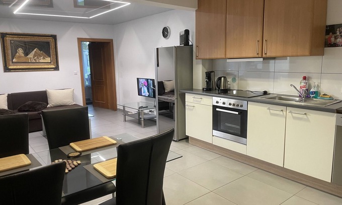 Linnich Apartment | Delightful Countryside Retreat: Pet & Child Friendly Stays