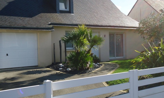 Brech House | Top-Rated Oceanfront Getaway with Pool and Family Fun