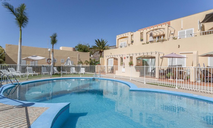 Puerto de Mogan Apartment | Vacation 'Los Mangueros Beach 37 - Mogán' with Mountain View, Wi-Fi and Air Conditioning