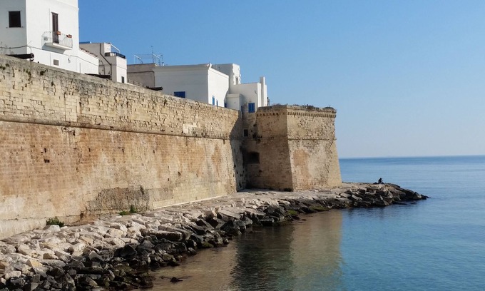 Centro Storico House | Beachfront Holiday Home in Monopoli - Rated 10/10!