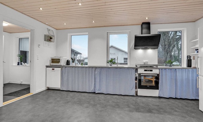 Billund Municipality Apartment | Cozy Vacation Rooms with Garden and Family Play Areas