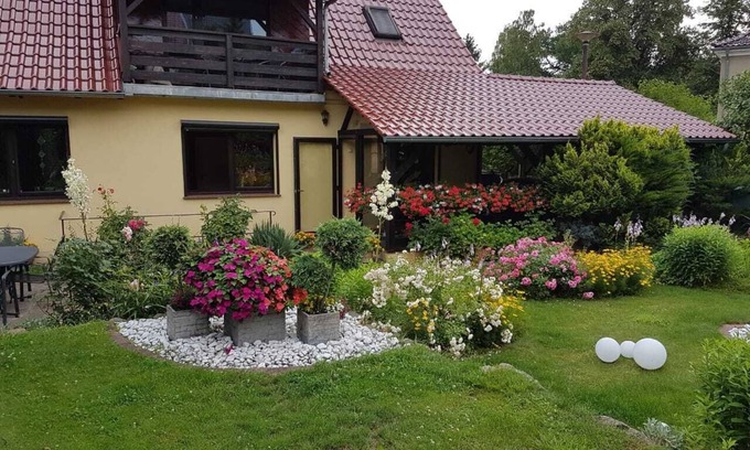 Bad Belzig Apartment | Unwind in Bad Belzig: Child-Friendly Getaway Awaits