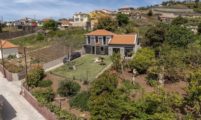 Ponta do Sol House | Escape to Nature at Casinha dos Canhas - Top-Rated Getaway
