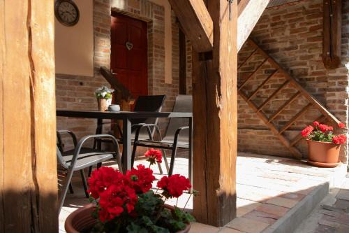 Gyula Apartment | Vadvirág Apartman Gyula 2