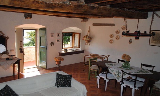 Vaiano House | Idyllic Vaiano Country Home: Perfect Getaway Near Florence