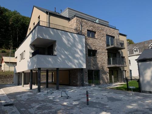 La Roche-en-Ardenne Apartment | Nature-L-ment: Family-Friendly Getaway with 9.6 Rating