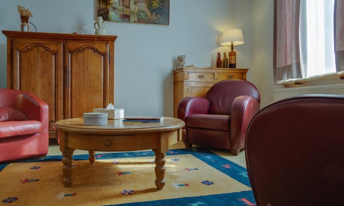 Assebroek House | Cozy Vakantiehuisje Amaryllis: Family-Friendly Retreat