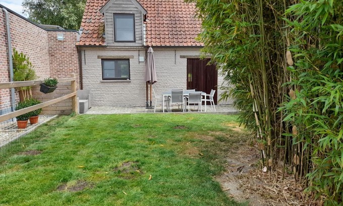 Scheldewindeke House | Cozy Vakantiehuisje 't Morehof: Pet & Child Friendly Stay