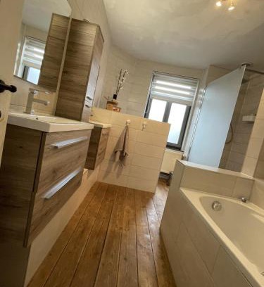 Bilzen House | Pet-Friendly Retreat at Vakantiewoning Bij de Jep